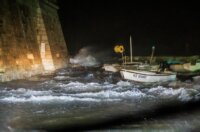 Kaštela: Ciklonalna plima poplavila rivu i okolne ulice