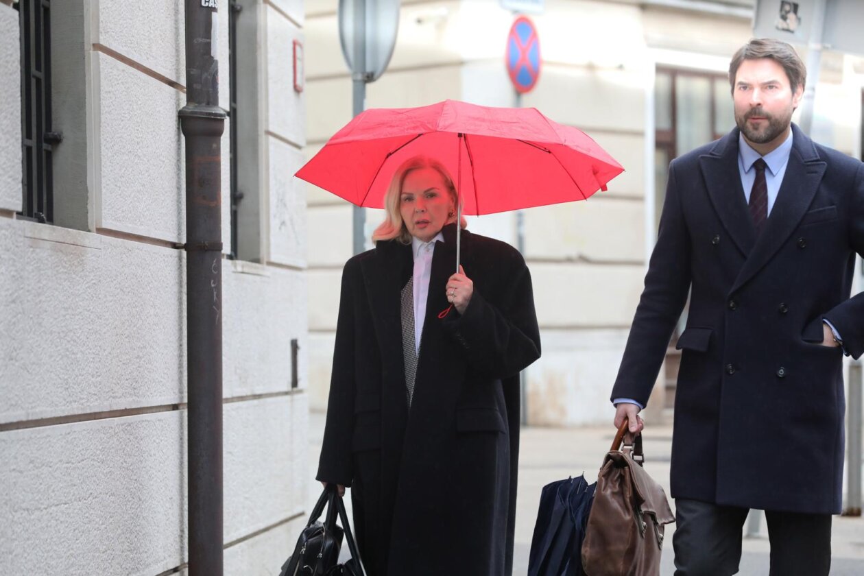 Rijeka: Privođenje Roberta Di Caprija i supruge Iris Kramarić