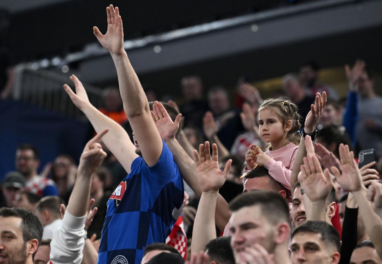 Hrvatska futsal reprezentacija  je  na Europskom prvenstvu osvojila povijesnu brončanu medalju