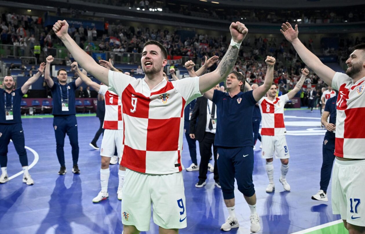 Hrvatska futsal reprezentacija  je  na Europskom prvenstvu osvojila povijesnu brončanu medalju