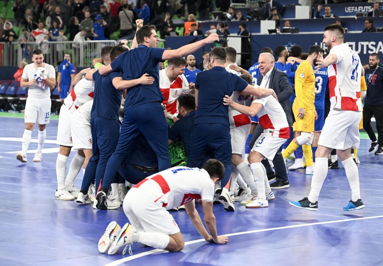 Hrvatska futsal reprezentacija je na Europskom prvenstvu osvojila povijesnu brončanu medalju