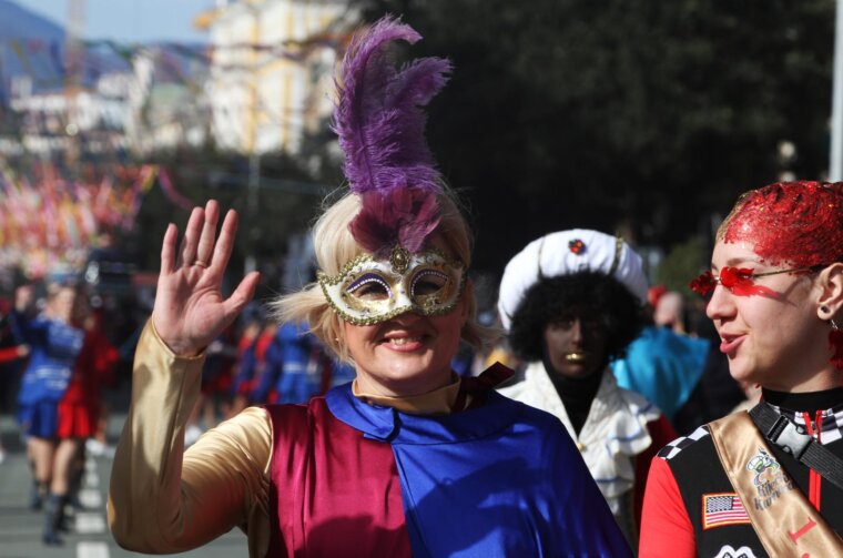 Rijeka: Tradicionalnom Međunarodnom karnevalskom povorkom završio 43. Riječki karneval