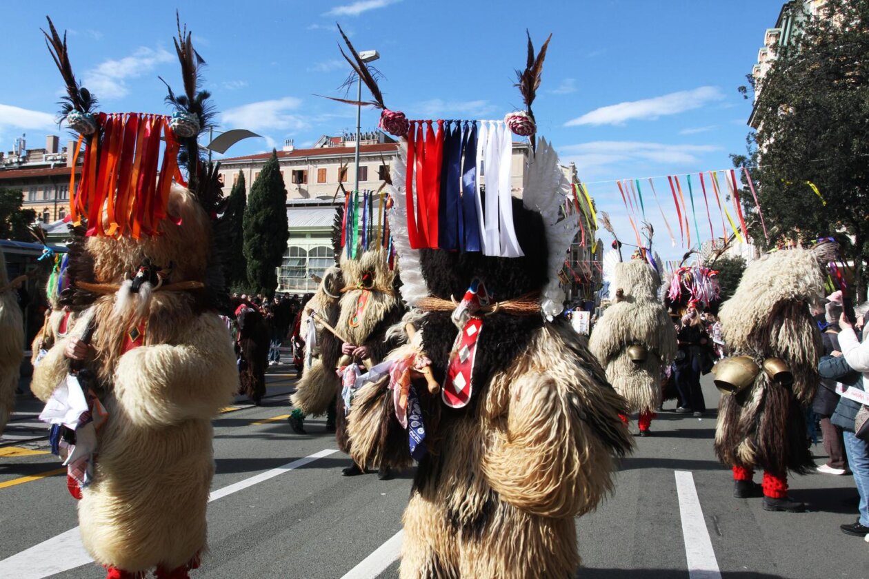 Rijeka: Tradicionalnom Međunarodnom karnevalskom povorkom završio 43. Riječki karneval