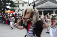 Rijeka: Doček Halubajskih zvončara u centru grada