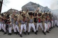 Rijeka: Doček Halubajskih zvončara u centru grada