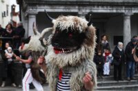 Rijeka: Doček Halubajskih zvončara u centru grada