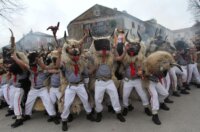 Rijeka: Doček Halubajskih zvončara u centru grada