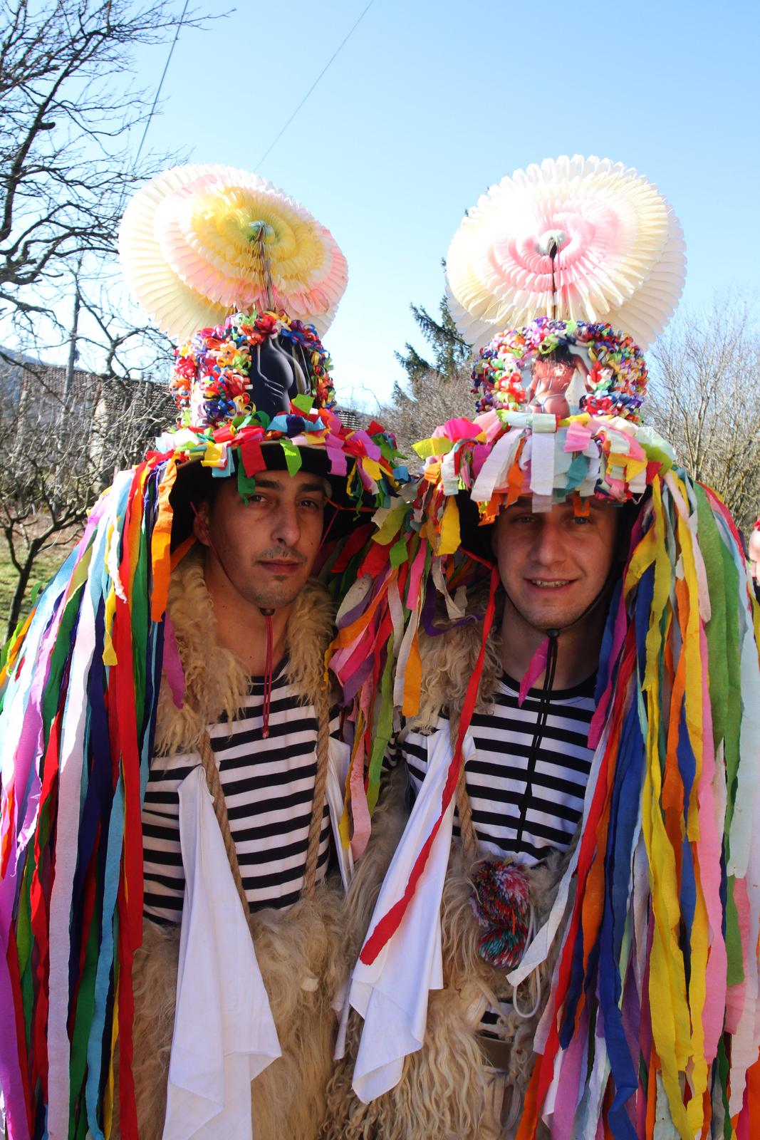 Rijeka: Žejanski zvončari obilaze domaćinstva na Ćićariji