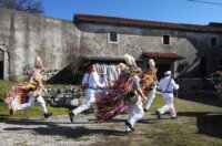 Rijeka: Žejanski zvončari obilaze domaćinstva na Ćićariji