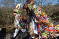 Rijeka: Žejanski zvončari obilaze domaćinstva na Ćićariji