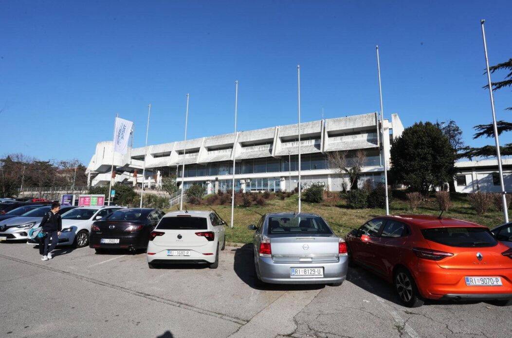 Rijeka: Dvorana mladosti na Trsatu Rijeka: Dvorana mladosti na Trsatu
