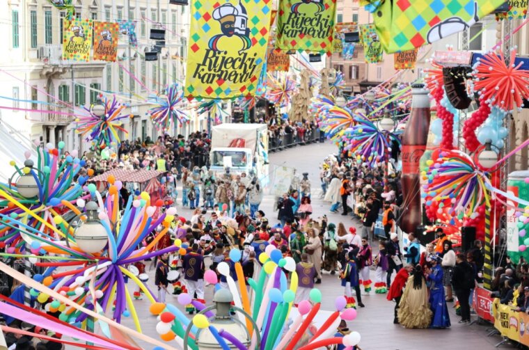 Povorka-Rijeckog-karnevala-2.-dio-18-1200×800