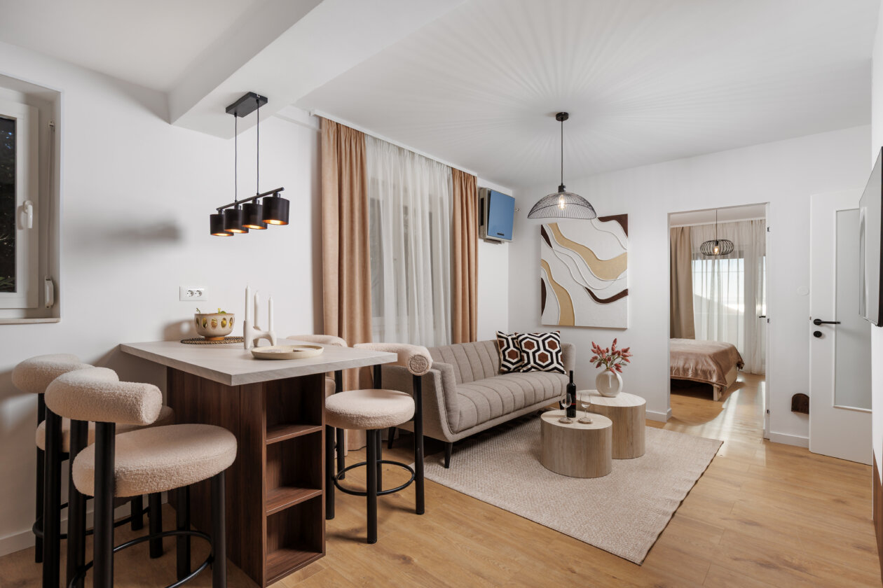 Studio Saršon – IMG_8282 Studio Saršon – IMG_8282