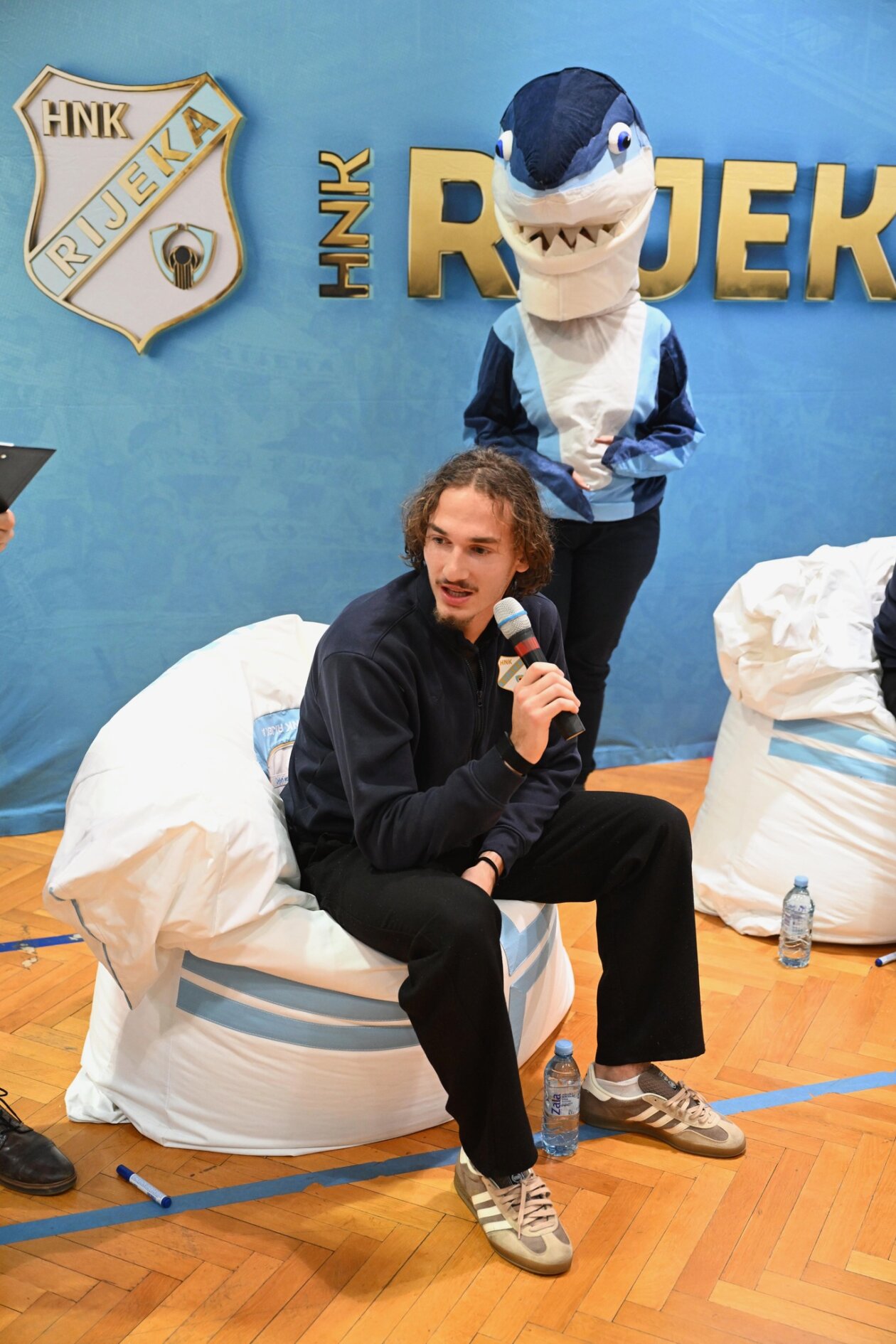 nogometasi posjet skola drenova (4)