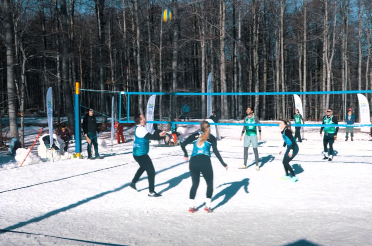 platak odbojka na snijegu platak odbojka na snijegu