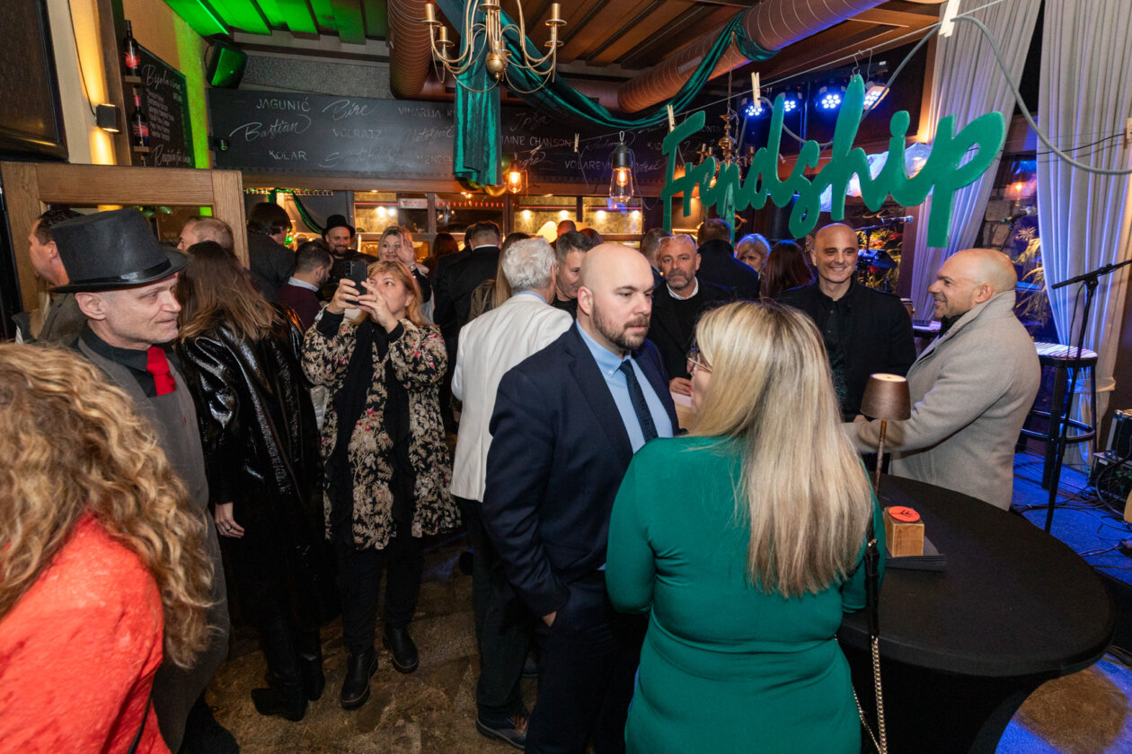 restoran Ružmairn 40 godina-6044