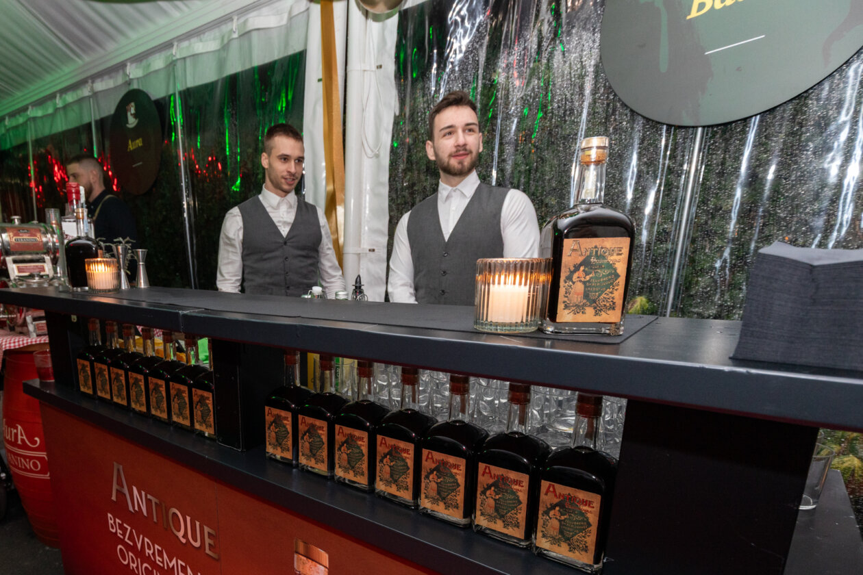 restoran Ružmairn 40 godina-6060