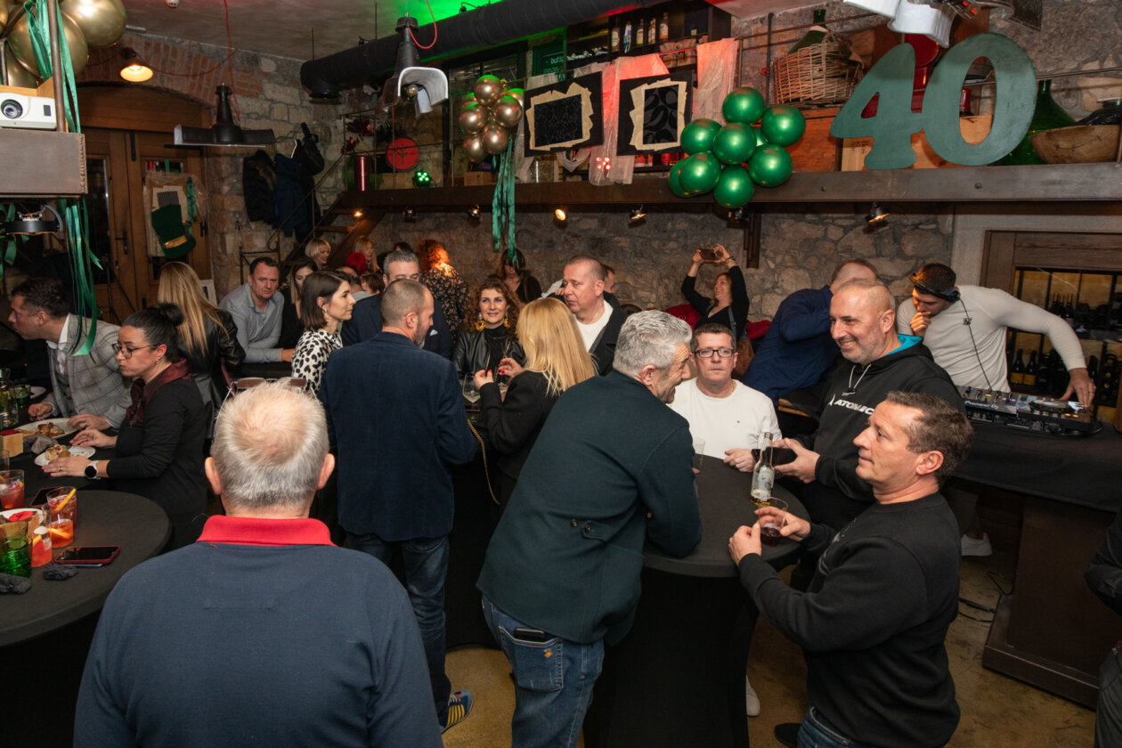 restoran Ružmairn 40 godina-6075