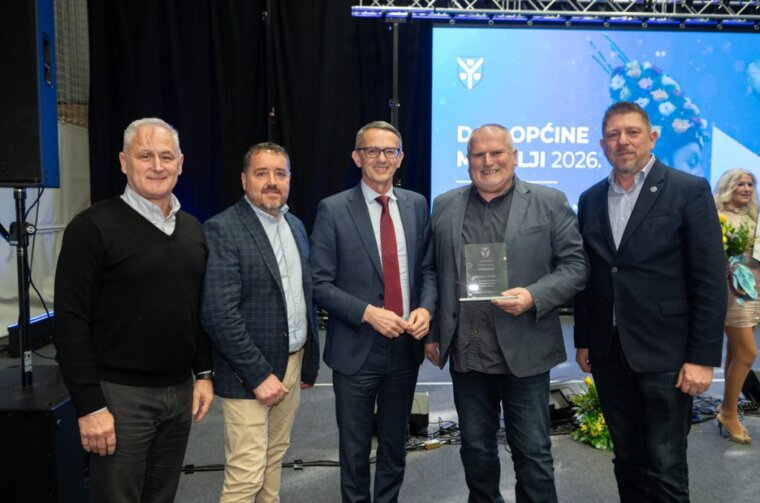 svsjed46-1024×683 svsjed46-1024×683