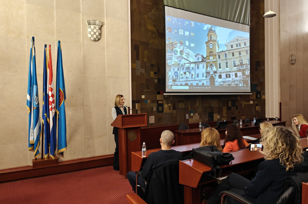 05-03-tribini-zene-sigurnost-i-dostojanstvo