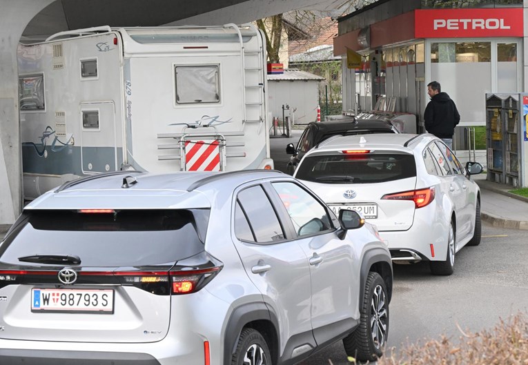 409758f4-1aa9-4554-9958-1967a35e8abf