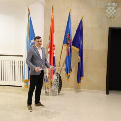 Branimir-Jukic-predsjednik-Hrvatskog-sahovskog-saveza-250×250