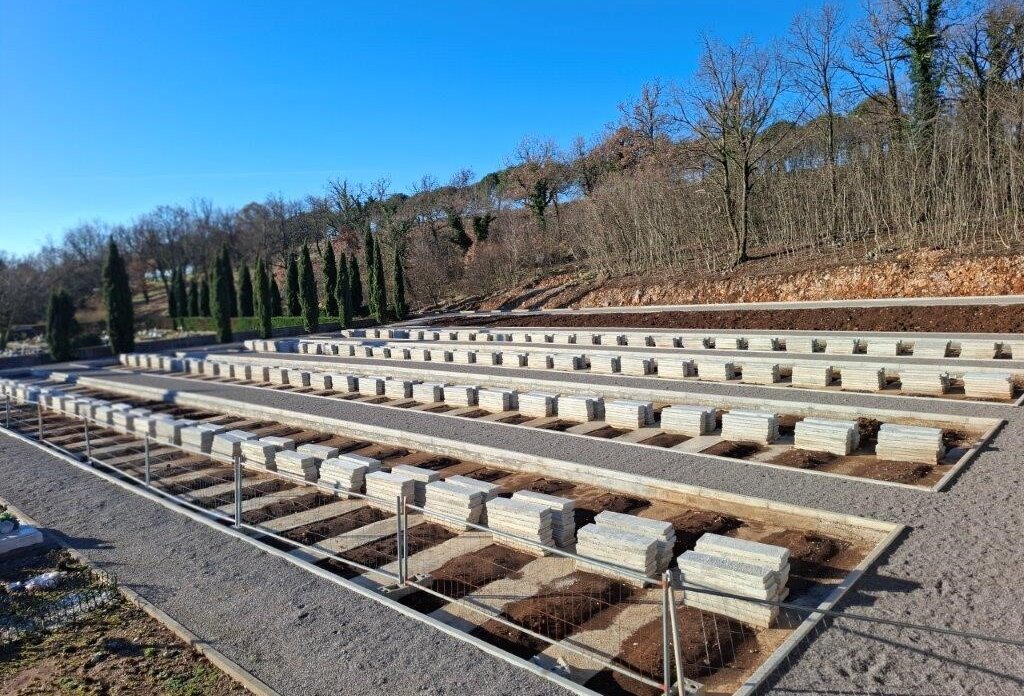 Dogradnja-opcih-polja-na-groblju-Drenova-4