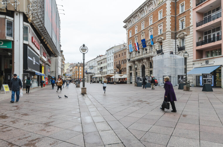 Ilustrativna korzo-2470 Ilustrativna korzo-2470