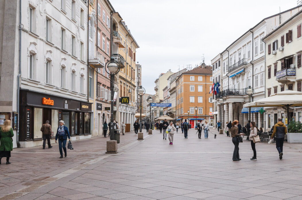 Ilustrativna korzo-2477