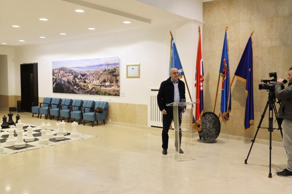 Ivan-Mandekic-600×400