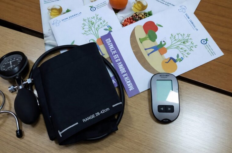 Mjerenje-secera-i-tlaka-1200×800