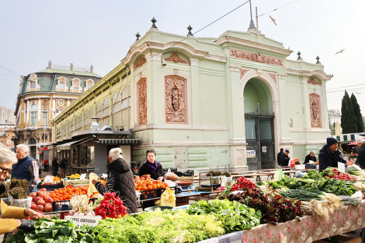 Obilazak-trznice-i-radova-u-1.-paviljonu-18 Obilazak-trznice-i-radova-u-1.-paviljonu-18