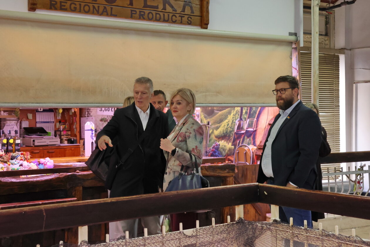 Obilazak-trznice-i-radova-u-1.-paviljonu-20 Obilazak-trznice-i-radova-u-1.-paviljonu-20