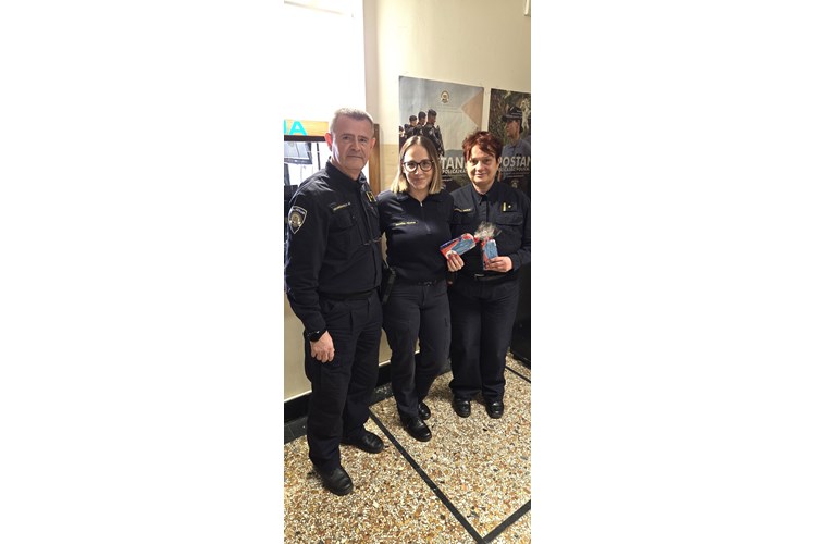 POM-NOVO-DŽ POM-NOVO-DŽ