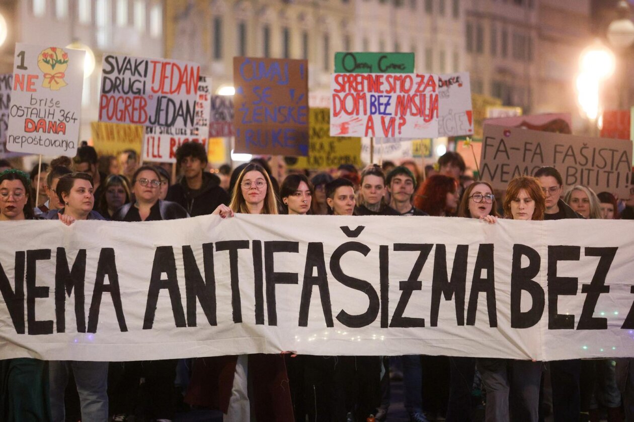 Rijeka: Noćni marš za Osmi mart