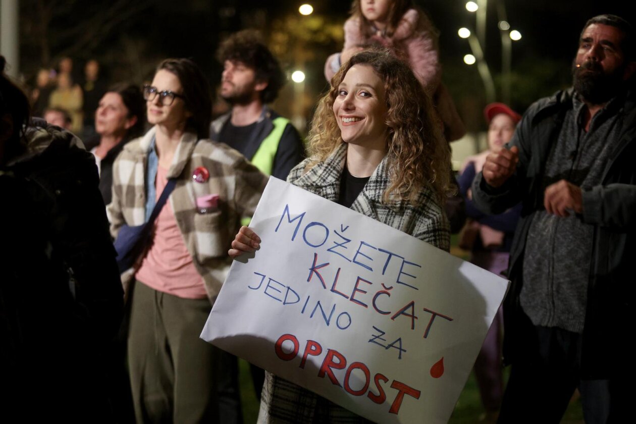 Rijeka: Noćni marš za Osmi mart
