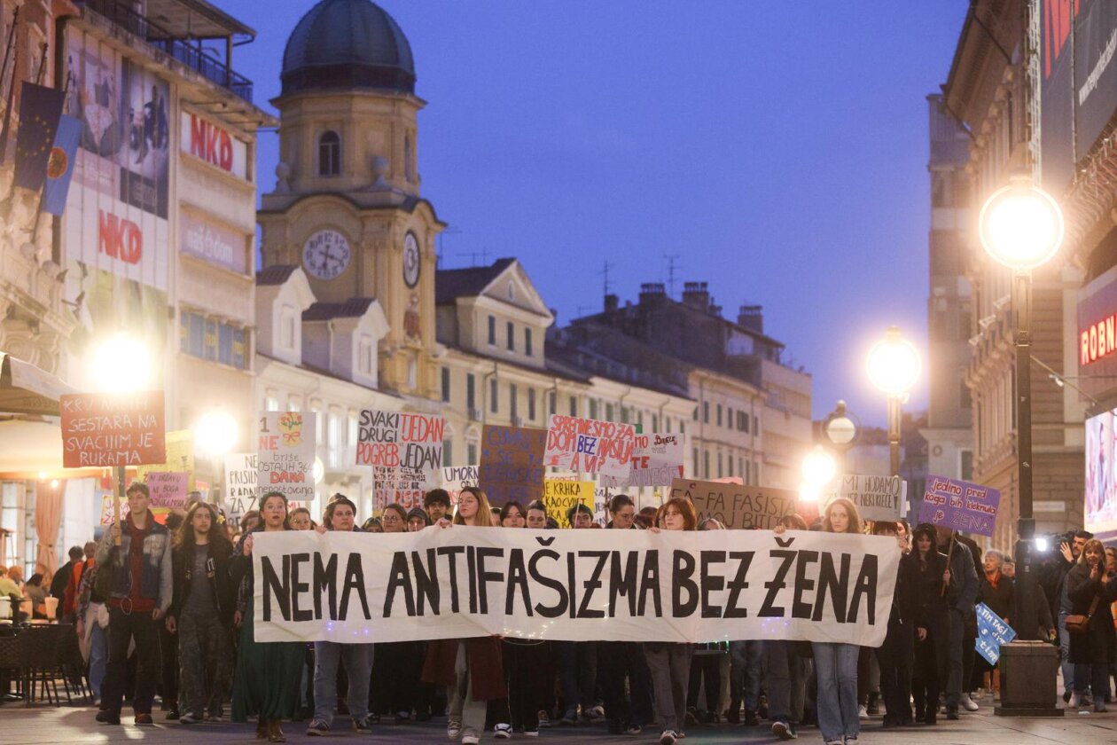 Rijeka: Noćni marš za Osmi mart
