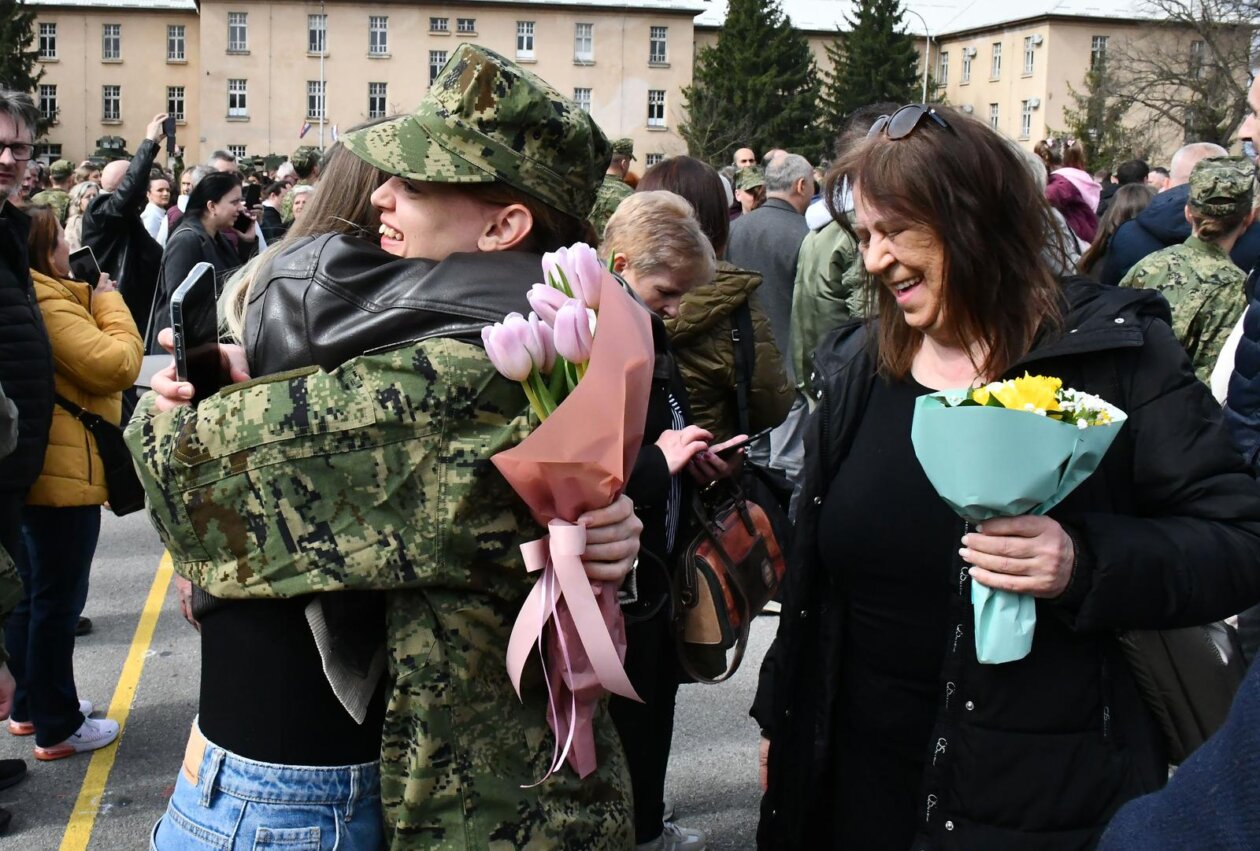 Požega: Svečana prisega ročnika na temeljnom vojnom osposobljavanju Požega: Svečana prisega ročnika na temeljnom vojnom osposobljavanju