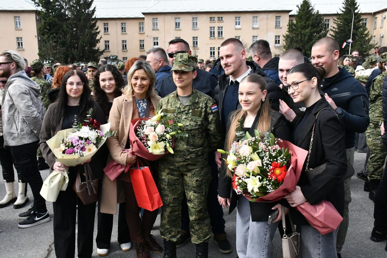 Požega: Svečana prisega ročnika na temeljnom vojnom osposobljavanju Požega: Svečana prisega ročnika na temeljnom vojnom osposobljavanju
