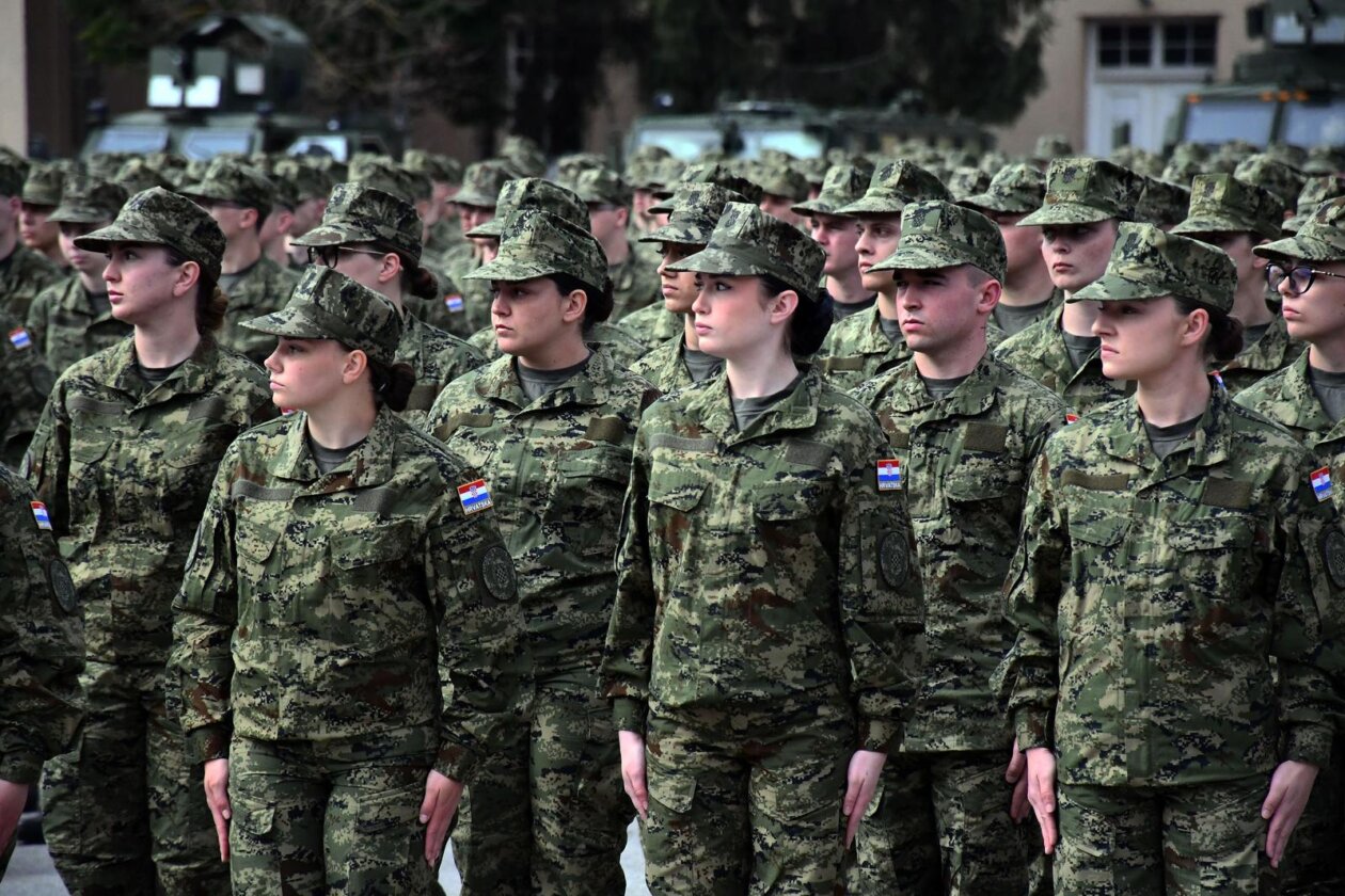 Požega: Svečana prisega ročnika na temeljnom vojnom osposobljavanju Požega: Svečana prisega ročnika na temeljnom vojnom osposobljavanju