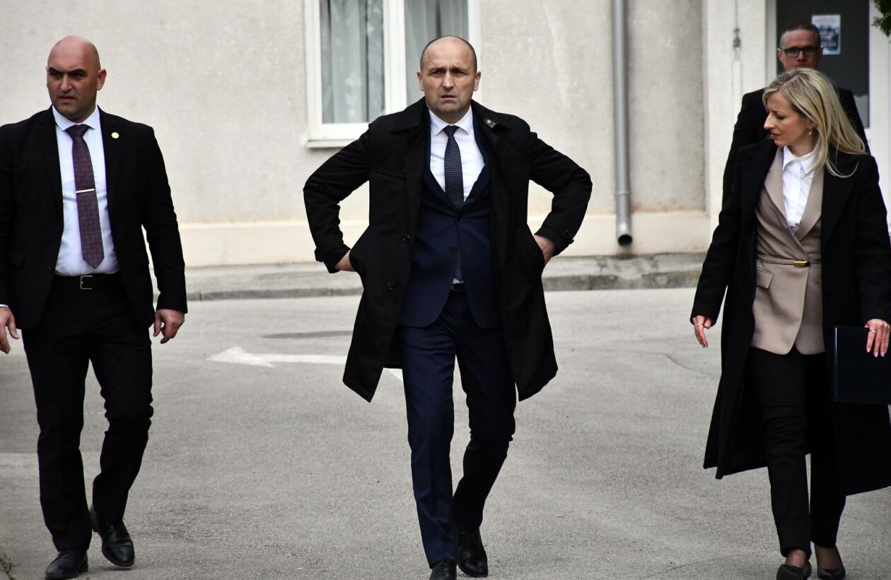 Požega: Svečana prisega ročnika na temeljnom vojnom osposobljavanju Požega: Svečana prisega ročnika na temeljnom vojnom osposobljavanju