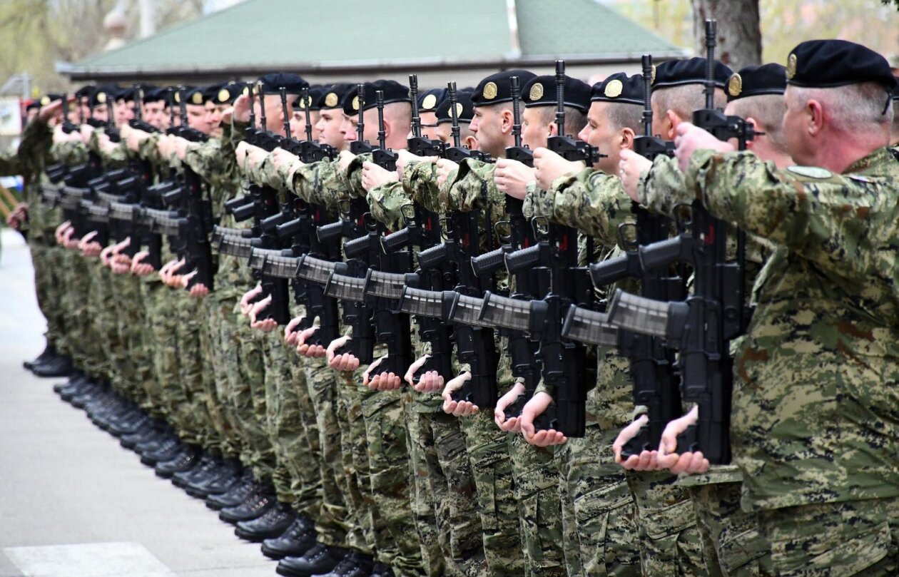 Požega: Svečana prisega ročnika na temeljnom vojnom osposobljavanju Požega: Svečana prisega ročnika na temeljnom vojnom osposobljavanju