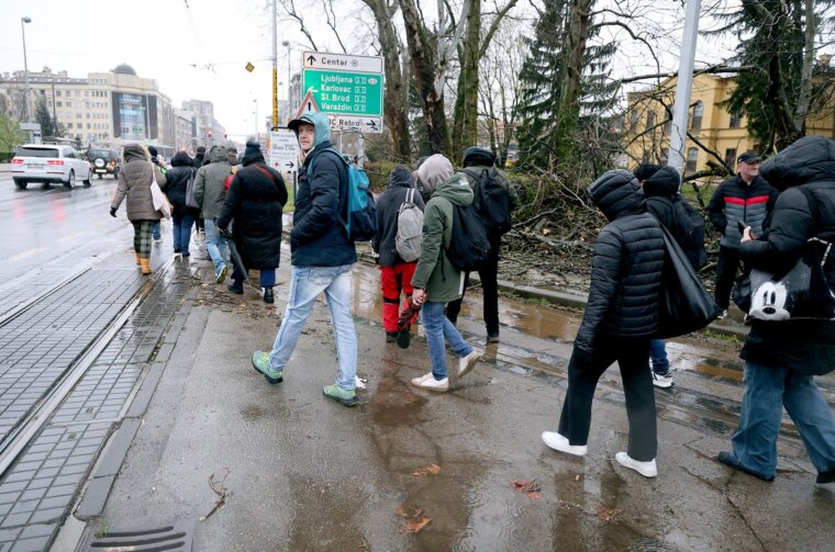 Oštećeni tramvajski vodovi, nema prometa između Maksimira i Dubrave