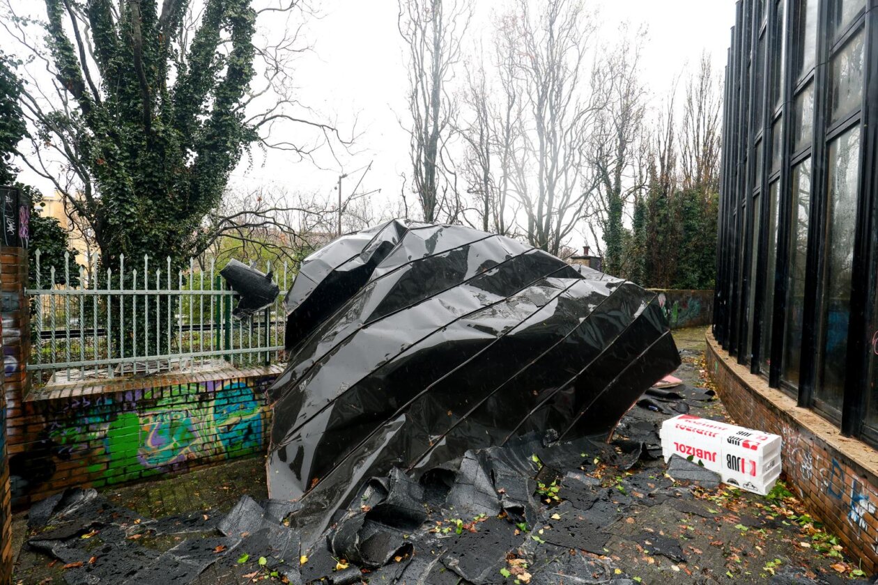 Zagreb: Usljed jakog nevremena oštećen i Dom Dražena Petrovića Zagreb: Usljed jakog nevremena oštećen i Dom Dražena Petrovića