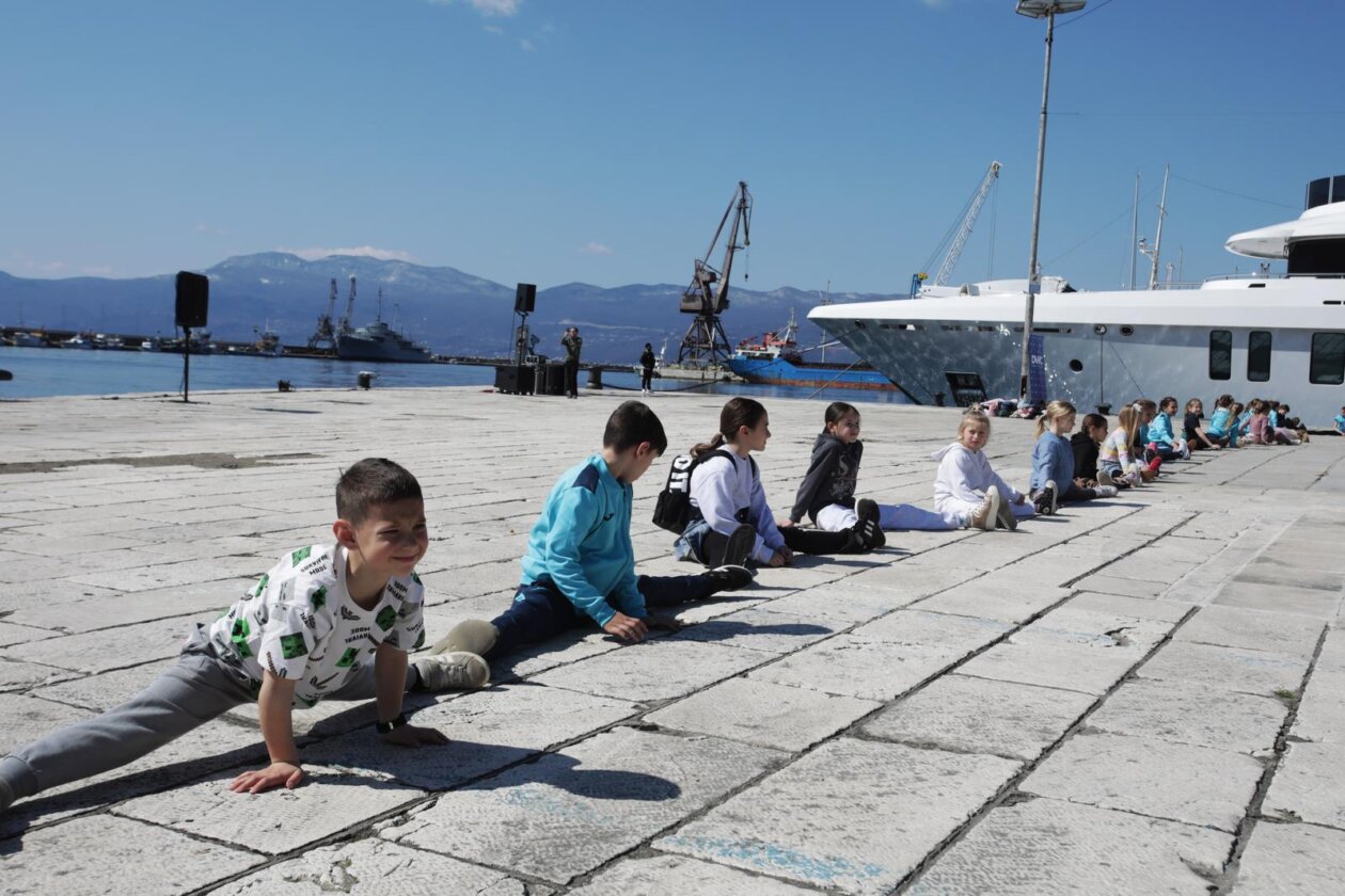 Rijeka: Najuduža špaga na svijetu na gatu Karoline riječke