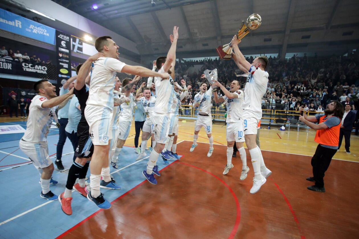 Futsalaši Rijeke svladali Dinamo 7:1 i osvojili svoj prvi trofej Hrvatskog kupa u povijesti