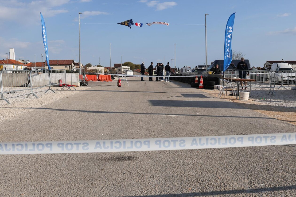 Velika Nagrada Zadra prekinuta nakon izlijetanja vozila gdje su ozlijeđene četiri osobe