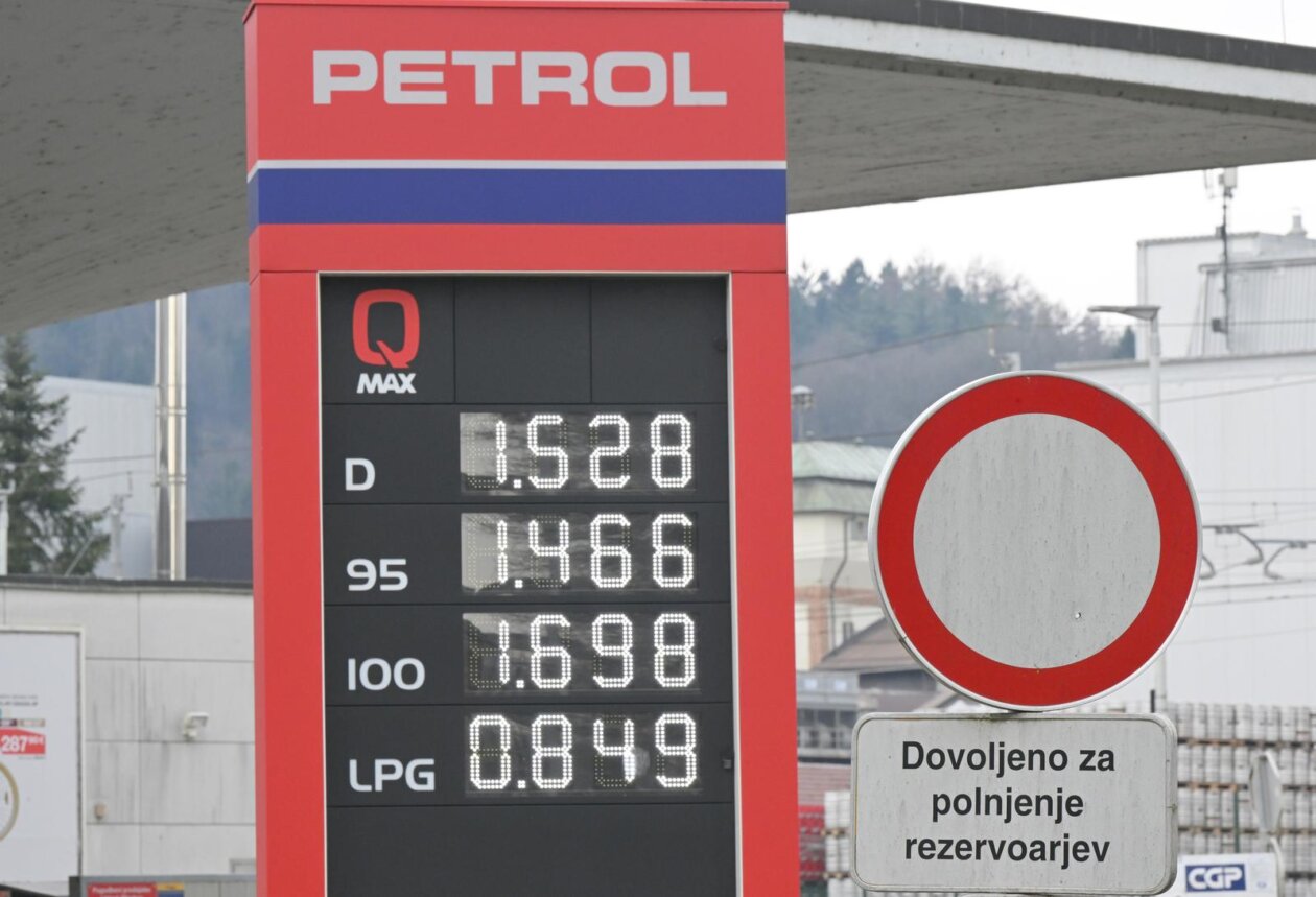 U Sloveniji ograničeno točenje goriva, posebne mjere za strance U Sloveniji ograničeno točenje goriva, posebne mjere za strance