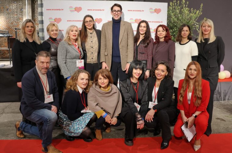 Panel-uduge-Srce-za-nju-15-1200×800 Panel-uduge-Srce-za-nju-15-1200×800