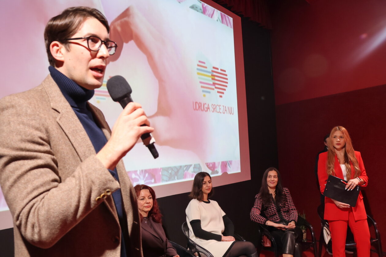 Panel-uduge-Srce-za-nju-37